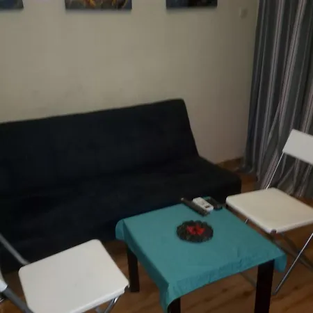 Appartement 2 Bedroom Center In *